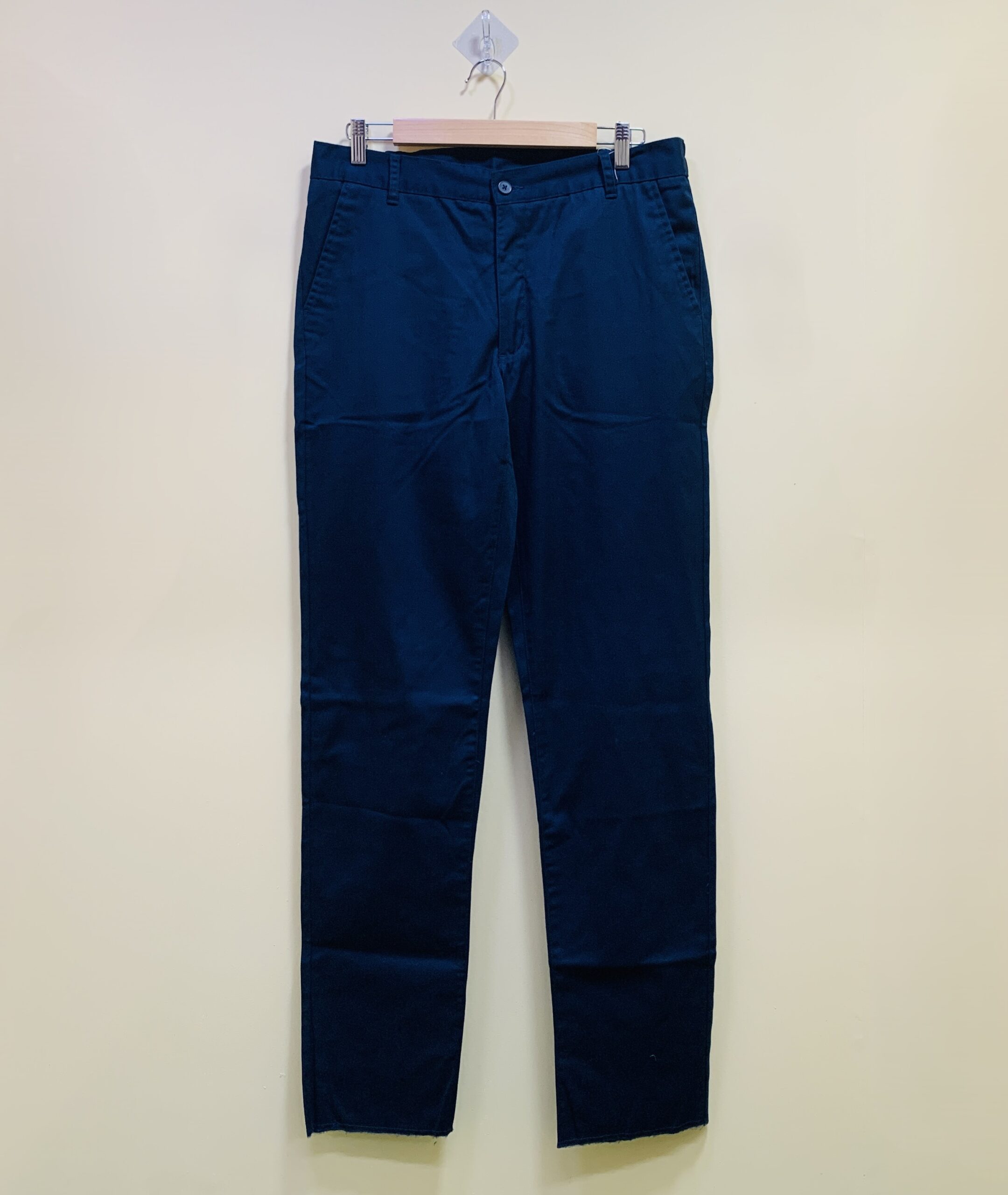 Navy work trousers with reinforced panels – M&A Sourcing Ltd.